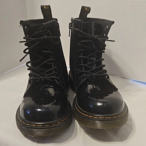 DR. Martins DOC Patent Leather Combat Glossy Black BOOTS 1460J Juniors US 3